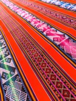 Nappe Péruvienne Andine "CHINCHEROS" | Textiles Artisanaux authentiques en tailles spécifiques - Queros Mesa, Mestana, Manto Inca, Nappe Péruvienne - Image 12