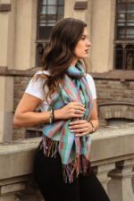 Baby-Alpaca and Silk Peruvian shawl: Rainbow Turquoise Model