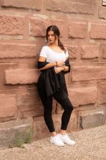 Baby Alpaca and Silk Peruvian Shawl: Black & White - Image 4