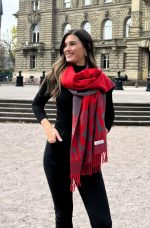 Red & Mauve Grey Polar Cotton Shawl – The Heartbeat of the Andes – Andean Essence Collection - Image 5